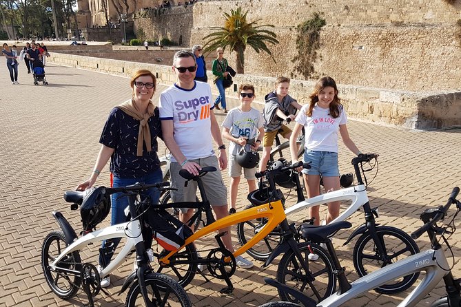 2 Hours E-Bike Tour in Palma - What to bring, what to avoid, and what to wear