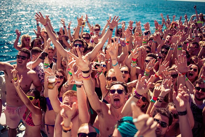 3 Hours Boat Party with 2 Live DJs in Mallorca - Key things to know before you go