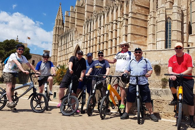 3 Hours E-Bike Tour in Palma - First stop: Castell de Bellver and that viewpoint feeling