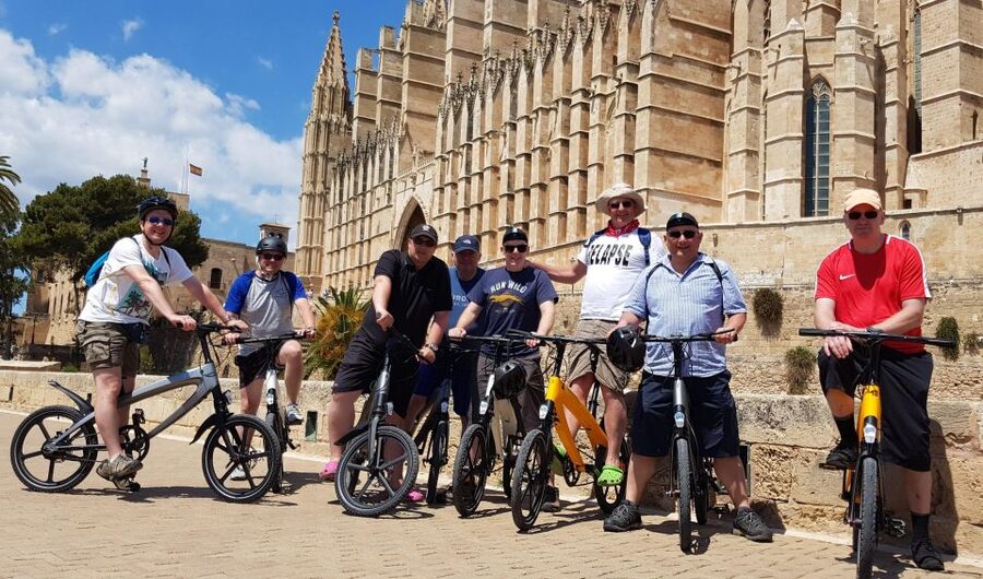 3 Hours Historic E-Bike Tour in Palma de Mallorca - Guide Energy: Why Mario and Juan Get Mentioned