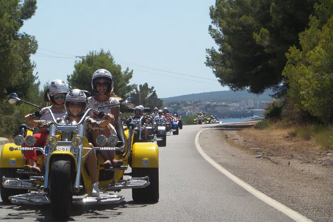 3 Hours Trike Sunset Tour from Paguera - Stop 2, Palma de Mallorca in 10 minutes: the cathedral without the day-trip pressure