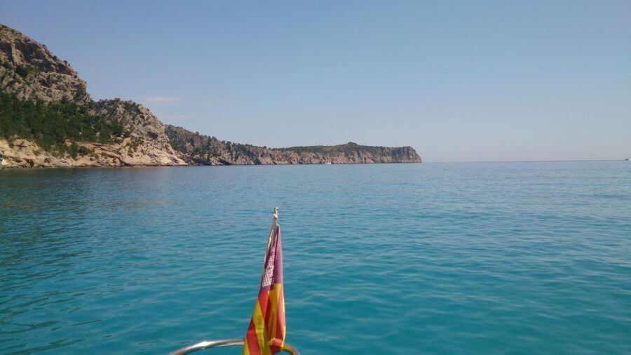 3hr Sunset Trip Drinks, Tapas SUP, Snorkel - Drinks, Tapas Snacks, and a Proper Sit-Down Buffet Lunch