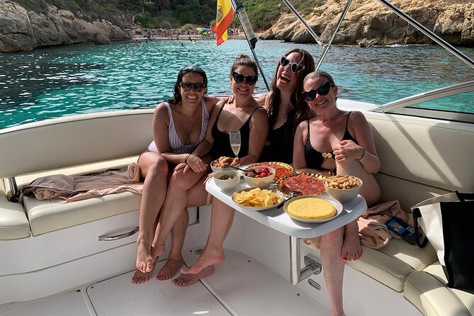 4 Hour Private Yacht Tour Mallorca - Drinks and what to plan for