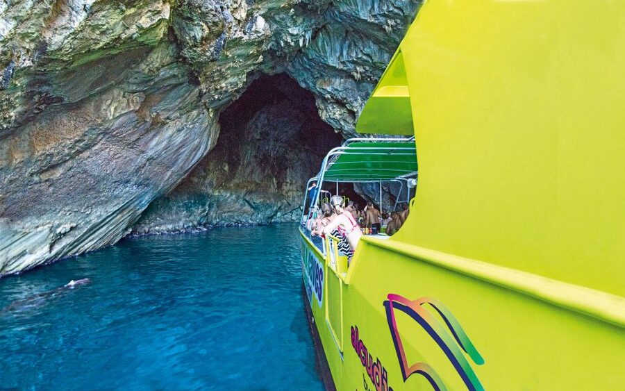 Alcudia: Caves & Coastline Boat Trip w/ Snorkelling - Snorkelling in crystal-clear coves, with masks ready on board