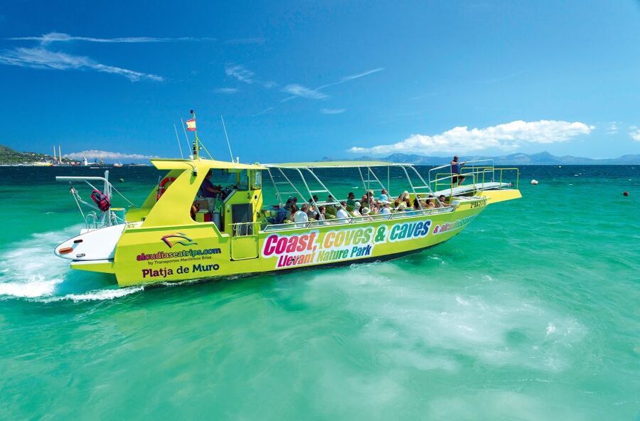 Alcudia: Caves & Coastline Boat Trip w/ Snorkelling - How cave and coastline viewing works on this 3.5-hour route