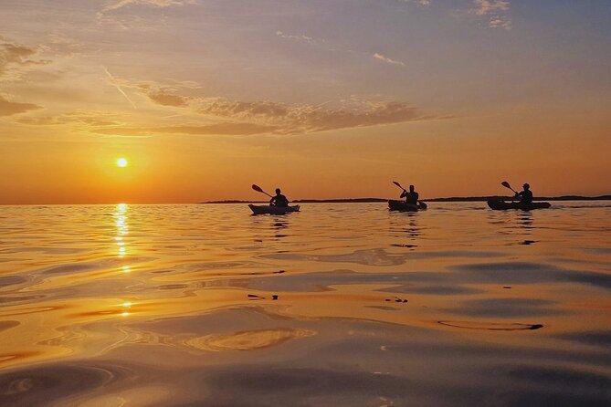 Alcudia: Guided Sea Kayaking & snorkelling Tour (day & sunset) - Safety gear and kayak coaching that helps first-timers