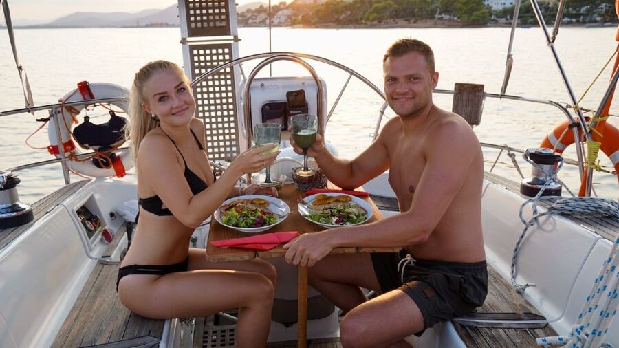 Alcudia: Romantic Sailing Trip with Diner for 2 - Alcudia Bay water time: swim, snorkel, or paddleboard at anchor