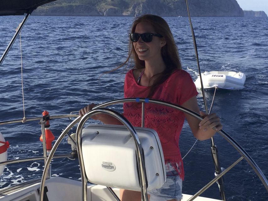 Alcudia: Sailing Yacht Excursion with Wine & Tapas - Wind, Timing, and How the Crew Keeps the Day on Track