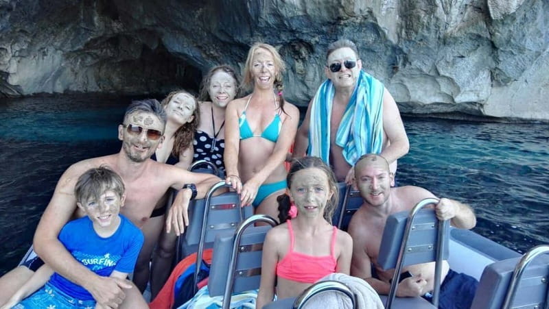 Alcudia: Sea Caves Coves and Snorkeling in small groups - Practical logistics in Alcudia Sea Explorer, step by step
