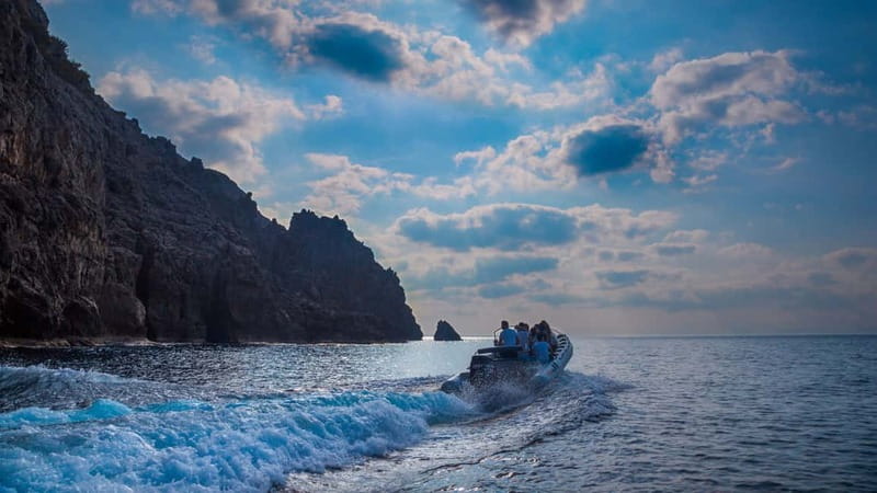 Alcudia: Sea Caves Coves and Snorkeling in small groups - The 4-hour rhythm: how the timing makes the day work