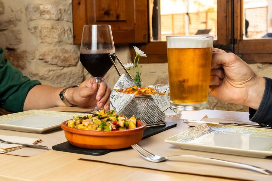 Alcudia: Self-Guided Gourmet Tapas and Wine Tour - Your Route From Básico Gastro Bar, Then Through Four Tasting Stops