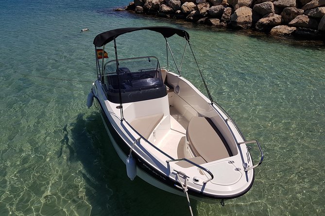 Boat rental without license - B450 'Theia' (4p) - Can Pastilla - Why Can Pastilla and Palma Bay pair so well with your own boat