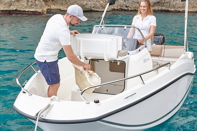 Boat rental without license - B520 'Neptuno' (5p) - Can Pastilla - No-license boating: how it works when you want freedom, not a boatman