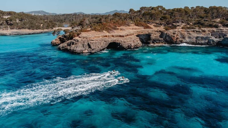 Cala d'Or | Jet Ski Tour 1 hour along southeast coast. - Safety briefing and the small-group advantage