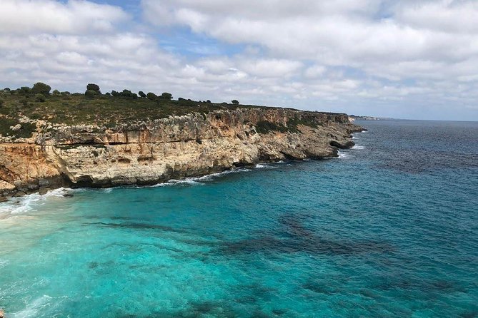 Cala Romantica Water Cave Adventure - Who will enjoy this most in Mallorca
