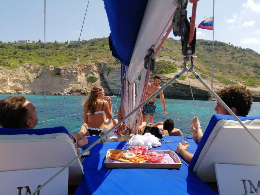 Can Pastilla: Sailboat Tour with Snorkeling, Tapas & Drinks - Cap Enderrocat and a second viewpoint stop: the heart of the swim day