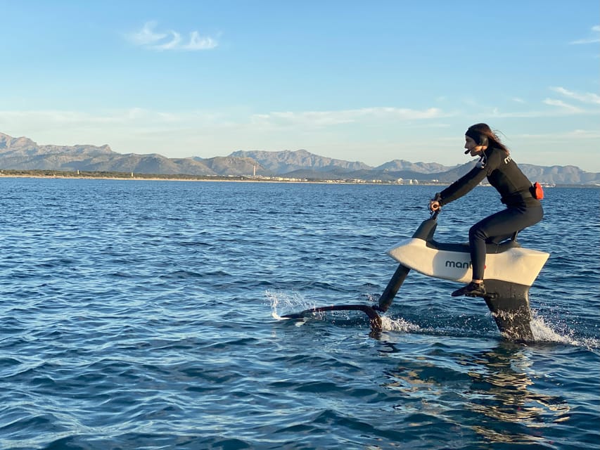 Can Picafort: experience with the aquatic ebike Manta5 SaltyCycling - Stop 2: The guided aquatic cycling session, from briefing to first real control