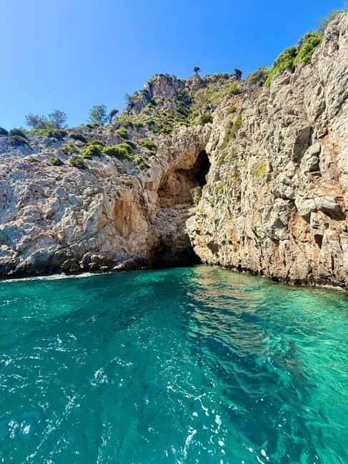 Can Picafort:Private Trip - Beach+Caves + Seabob -6 Person - A practical way to plan your day around the 3 hours