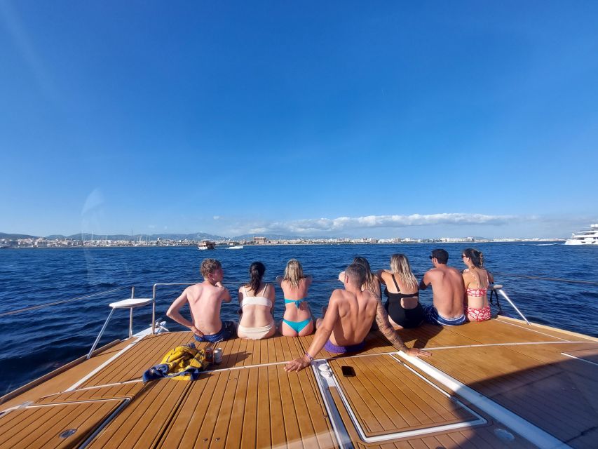 CATAMARAN ECO EXPERIENCE at Palma Bay - Stop one: Illetas, where the water usually feels inviting