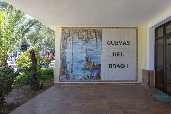 Caves Drach Boat Trip from Alcudia with Return Bus and Tickets - Pickup In Alcúdia, Mobile Tickets, And The “4 To 5 Hours” Reality