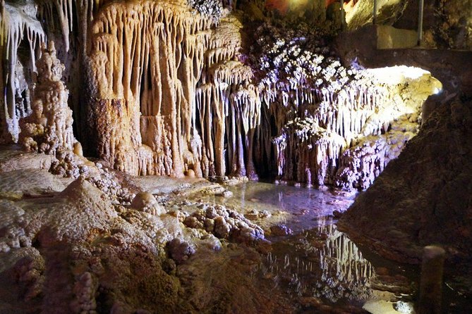 Caves of Genova Admission in Palma de Mallorca - Entering the Cave: Stairs, Surfaces, and Smart Footwear