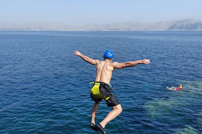 Coasteering Cliff jumping - Safety Gear and Equipment: Why That Is the Real Luxury Here