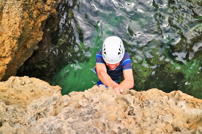 Coasteering Cliff jumping - The 3-Hour Plan, Start Time, and Where You Begin
