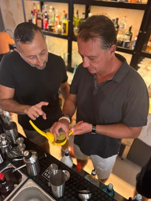 Cocktail course Mallorca - Your drinks plan: welcome aperitif and 2 cocktails per person