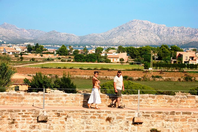 Discover Alcudia old town on a private walking tour - Alcudia Market: when it’s worth leaning in and what you’ll see