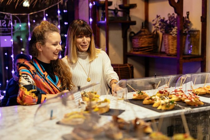 Drinks & Bites in Palma de Mallorca Private Tour - Start at Pl. Major: a smart meeting point in the middle of everything