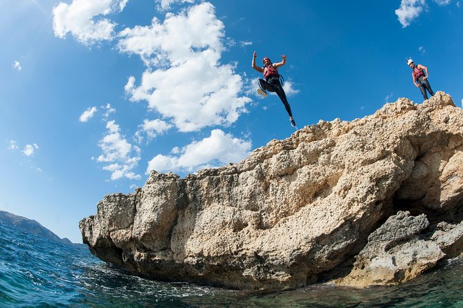 East Mallorca Coasteering Experience with Transfers - Getting There: The 10:00 AM Start and Hotel Transfers