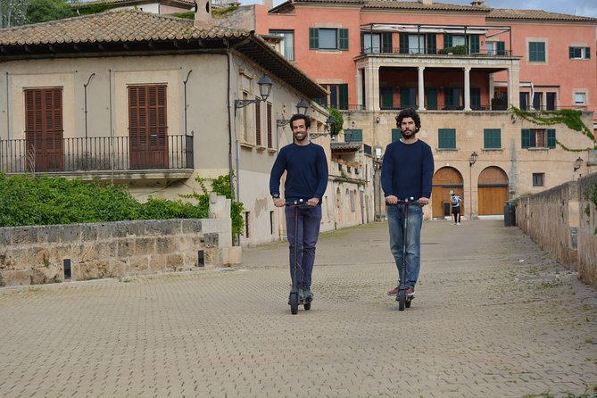 Electric kick scooter rental in Palma de Mallorca - The First 10 Minutes Matter: Training, Safety, and Getting Comfortable