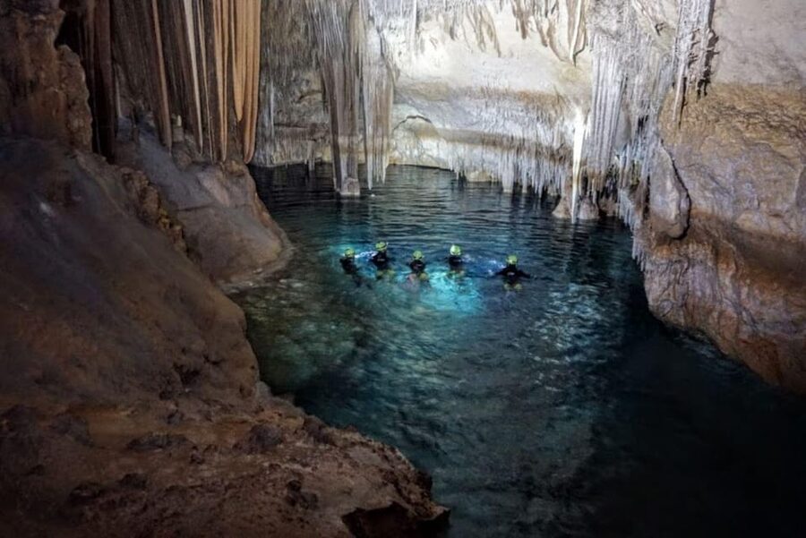 Estany d'en Mas: Coastal Hike, Abseil & Sea Cave Exploration - Rappelling 15-20 meters: the thrill, plus the safety rhythm