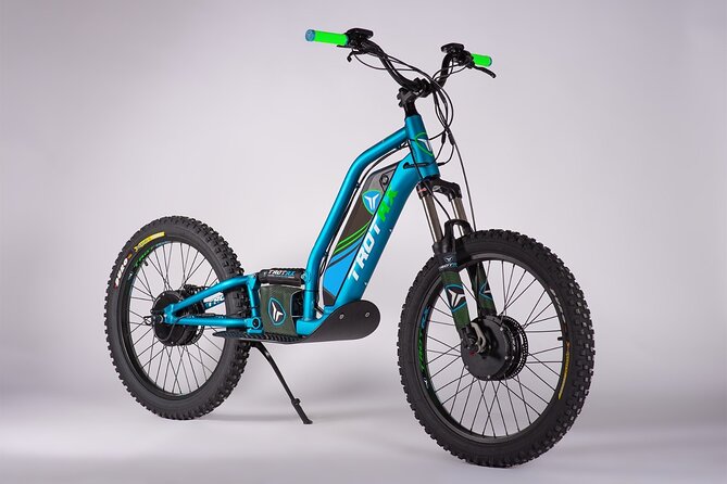 Extreme e-scooter off-road excursions - Group Size and the “Maximum 8” Advantage