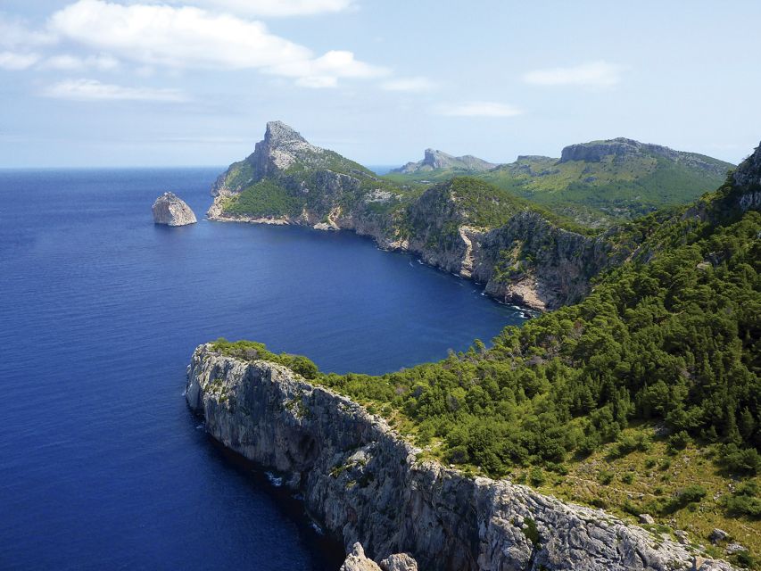 Formentor: Xperience Bus and Boat Tour from the North - Getting on the Bus: North Area Pickup and a Smooth Start