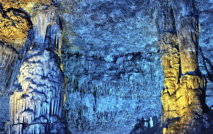 From Alcúdia: Dinosaurland and Hams' Caves Half-Day Trip - What to expect if you are traveling with kids (or adults who love dinosaurs)