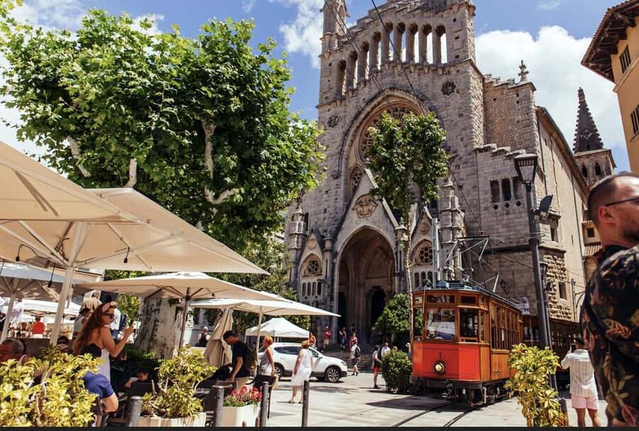 From Alcúdia: Soller Train and Tram Half Day Tour - Key Things You’ll Notice on This Soller Train and Tram Tour