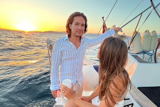 Full Day, Half Day, or Sunset Sailing Cruise with Tapas & Drinks - Where You Meet and How the First Hour Feels