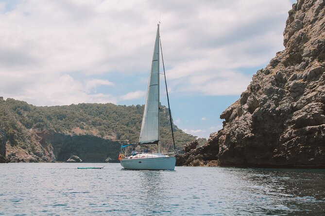 Full Day on a Private Sailboat in Mallorca - Stand up paddle board time, for people who want more than floating