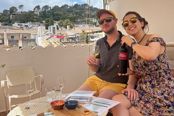 Gastronomic Wine Tasting Experience Guided by a Sommelier - Finding Your Way: Carrer del Bisbe Cànaves and Es 365 Escalons