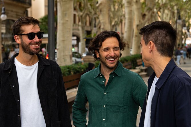 Gourmet Tapas and Wine Tour in Palma de Mallorca - Stop 3: Plaça Major for People-Watching With Your Next Tasting
