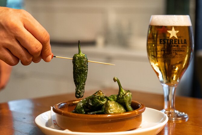 Gourmet Tapas and Wine Tour in Palma de Mallorca - Stop 4: Plaça de Weyler and the Cultural Heart Feeling
