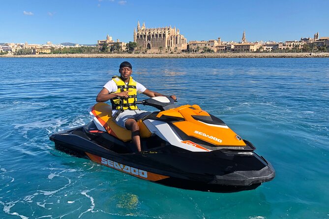 Jetski Tour to the Emblematic Palma Cathedral - Customer service and the big thing people liked most