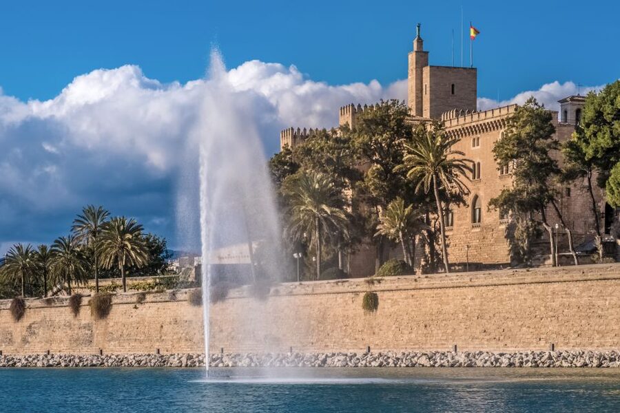 La Almudaina Palace Entry Ticket - Arriving at the Main Façade: Mobile Ticket, Box Office, Quick Entry