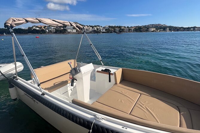 License free boat rental around the coast of santa ponsa - Fuel and the 200€ deposit: a practical heads-up