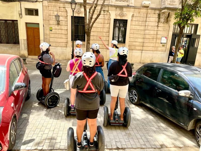 Mallorca: 2.5 H Sightseeing Segway Tour with Local Guide - Old Town cruising and La Seu: what to watch for