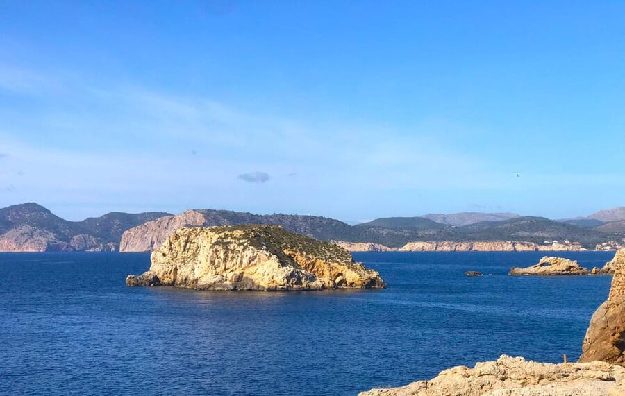 Mallorca: 2-Hour Coastline & Malgrat Islands Catamaran Tour - Two Hours on the Water: Why This Catamaran Works