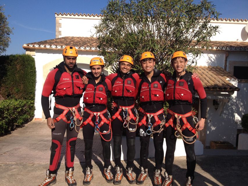 Mallorca: 4-Hour Cliff Jumping Adventure - Safety and coaching: how the day stays controlled