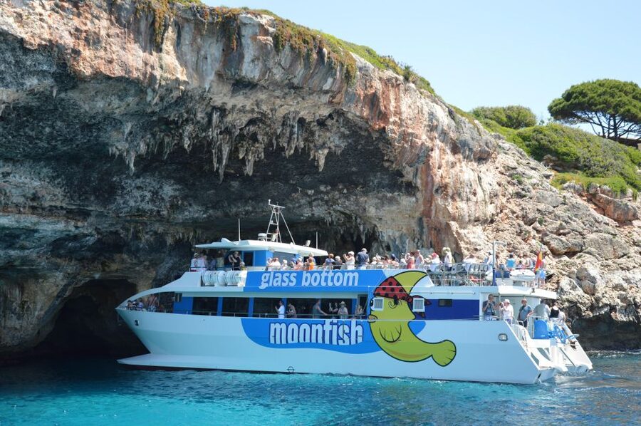 Mallorca: 4-Hour Eastern Coast Catamaran Cruise - What You See Between Calas de Mallorca and Cala Millor