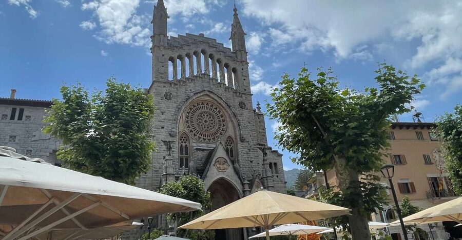 Mallorca Beyond the Guidebooks - Tour with the famous Author - Secluded stops and the value of “selected” rather than “everywhere”